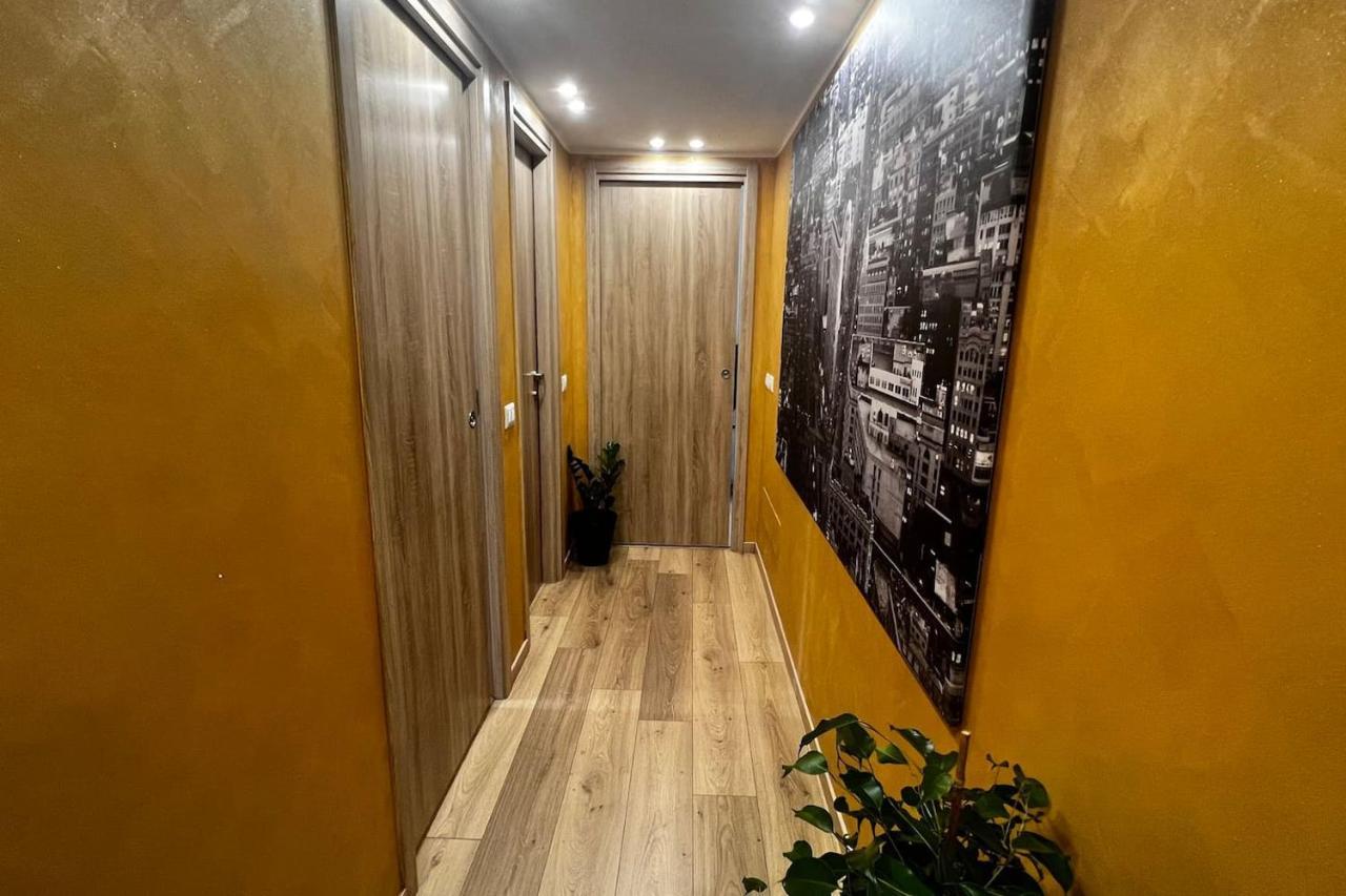 Apartamento Prestigioso Trilocale Sui Navigli Con A/c & Wi-fi Milán